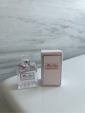Dior Miss Dior Blooming Bouquet Mini in box